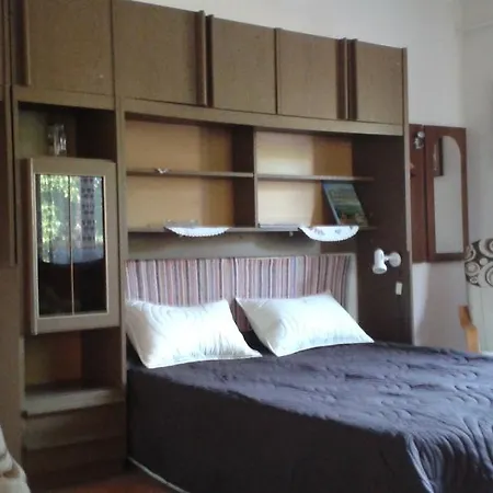 Konukevi Rebeka Vendeghaz