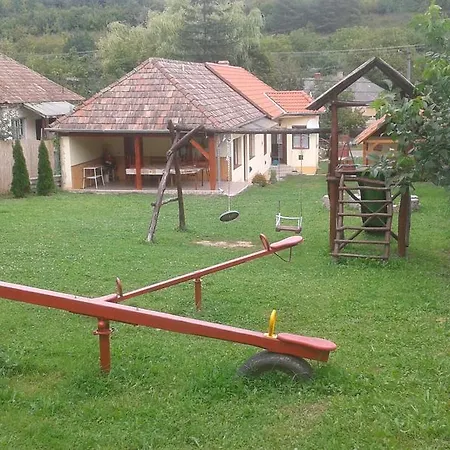 Konukevi Rebeka Vendeghaz