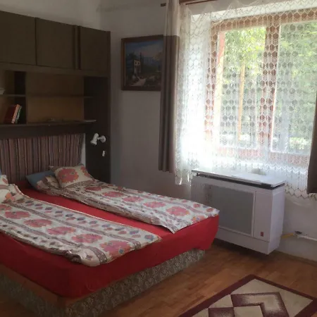Rebeka Vendeghaz Guest house Erdohorvati